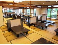 最大120名同时用餐的2楼日式餐厅