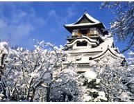 犬山城。是国宝。了望楼是日本最古老的样式。